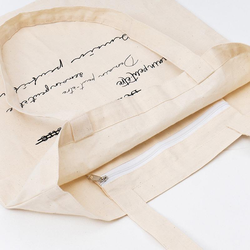 Shoulder bag Portable canvas bag Street shopping bag Student bag Women's tide vertical small square bag