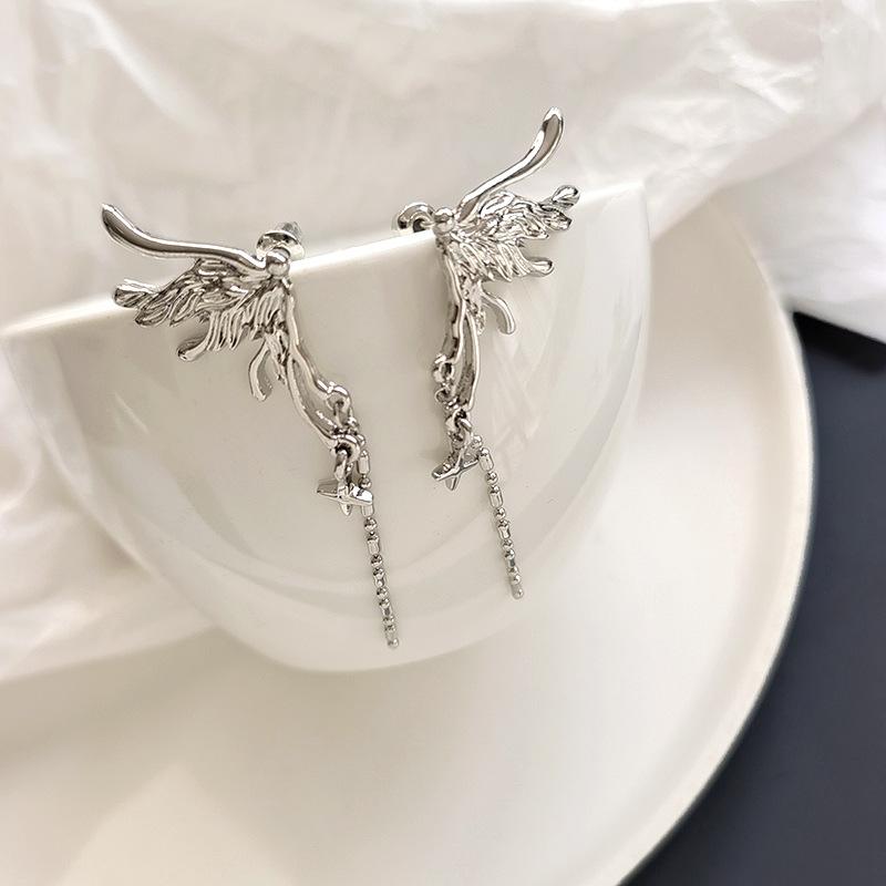 Sweet Cool Wind Love Tassel Star Earrings Women Design Senior Sense of Fashion Personality Earring Party Jewelry Gifts 2024 New