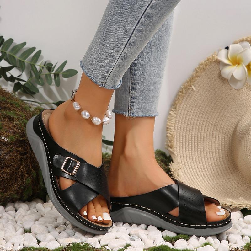 New Flat Casual Slippers Crossover Belt Buckle Solid Beach Shoes Women