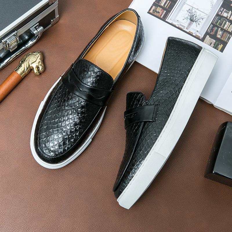 Fashion Italian Mens Dress Casual Shoes Comfort Slip On Driving Loafers High Quality Formal Handmade Men Dress Shoes Business Mocassins
