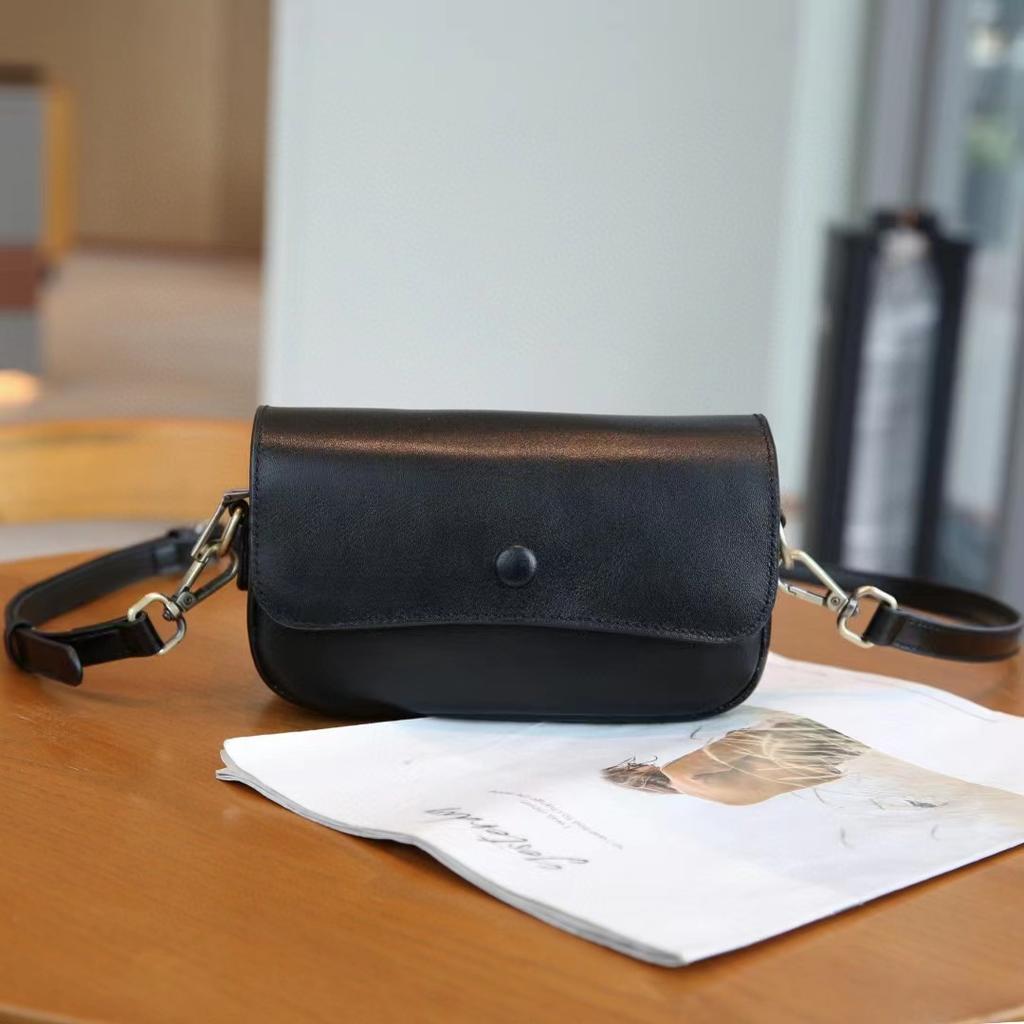 The First Layer Cowhide Small Bag for Women In Summer New Niche Retro Leather Shoulder Bag Temperament Versatile Crossbody Bag