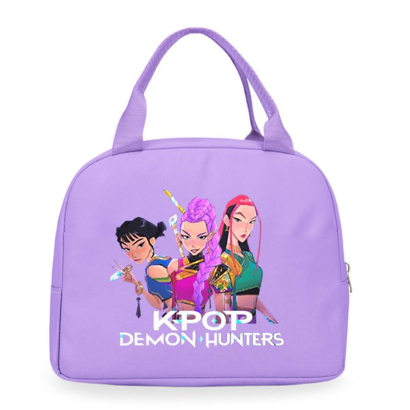 

Дитячі Дівчата Kpop Румі Зої Міра Дерпі Саджабойз З принтом Студентські Водонепроникні Сумки для Їжі Ланч-боксів Повсякденні Сумки для Руки 22*18*13cm