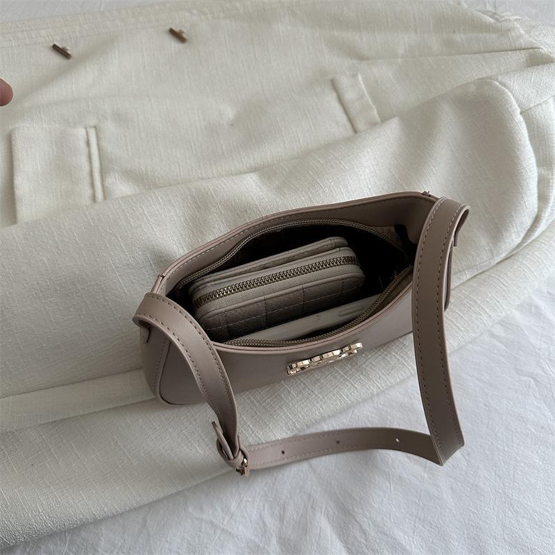 Texture trendy fashion women's small square bag new temperament simple shoulder bag feeling portable messenger bag