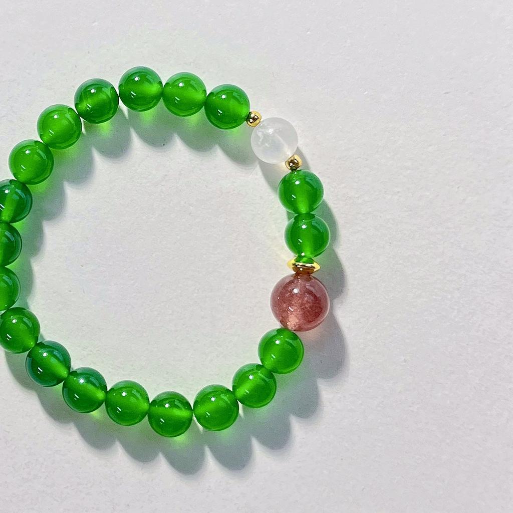 High Quality Imperial Green Vitreous Body Natural Green Chalcedony Strawberry Crystal Design Bracelet Bracelet
