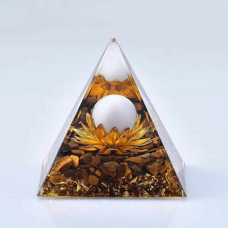 Foreign Trade Cross-border New Crystal Crushed Stone Epoxy Resin Carved Polished Home Office Desktop Ornament Crafts 5 cm