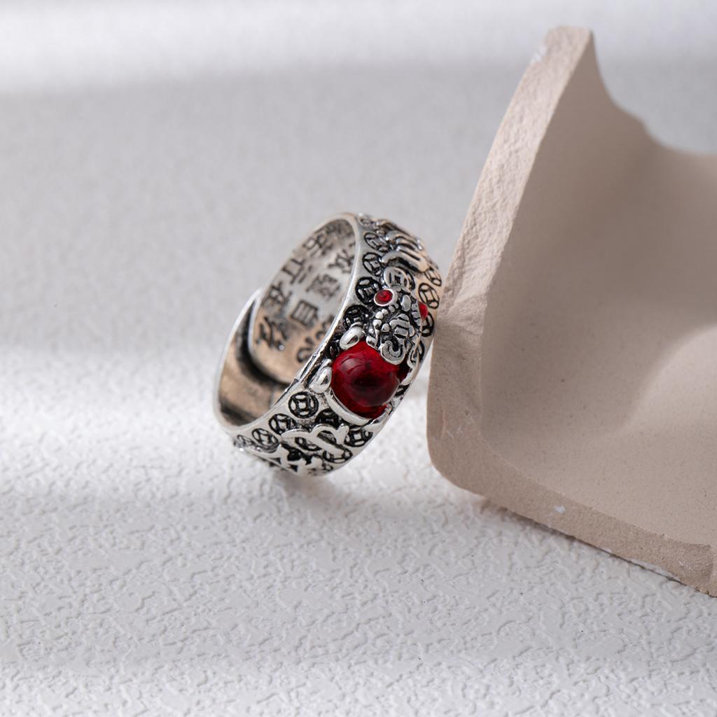 Transshipment Golden Toad Domineering Six-Character Mantra Heart Sutra Ring Ring, Retro Lucky Garnet Pixiu Adjustable Ring