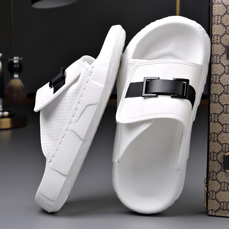 Fashion 2025 New Designer Leather Slippers for Men Summer Wear Men's Beach Shoes Sports Leisure Wear-resistant Breathable Flip-flops Man