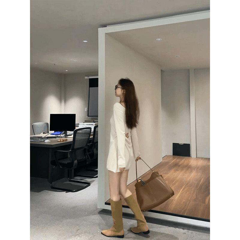 2026 Korean Style Backless Knit Dress - Spring/Autumn Fashion, Slimming Long Sleeve Design for Women