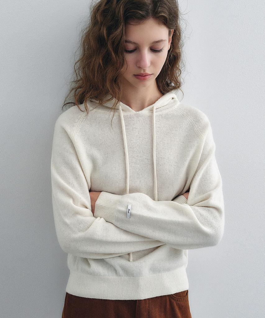 LOEIL Plain Wool Hooded Knit - Ivory