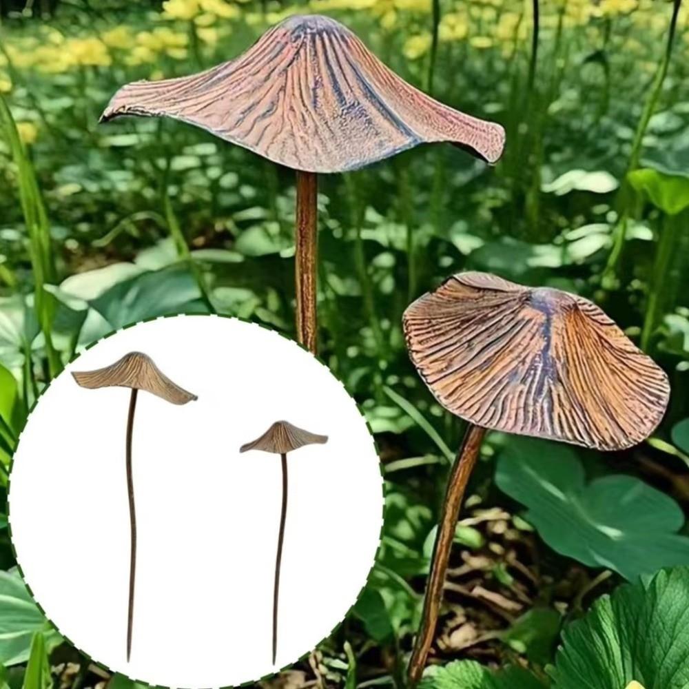 2PCS Handmade Mushroom Garden Stake Retro Style Mushroom Ornaments Rusty Mushroom Plaque  Yard
