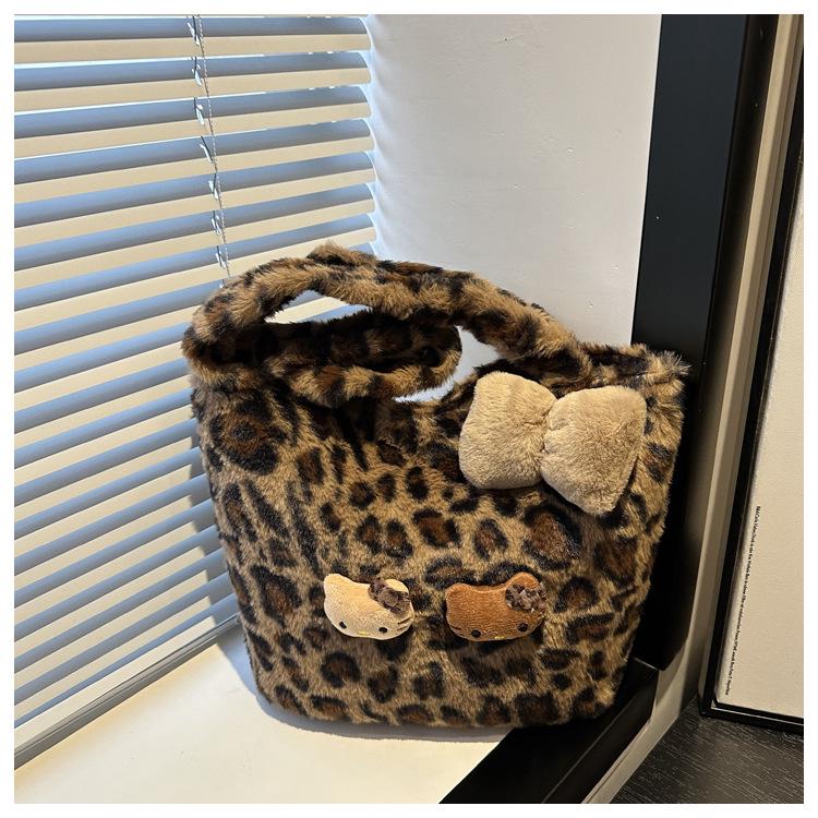 Leopard Print Fuzzy Retro Bucket Shoulder Bag, Large Capacity, Winter 2025 Women's Crossbody Underarm Bag
