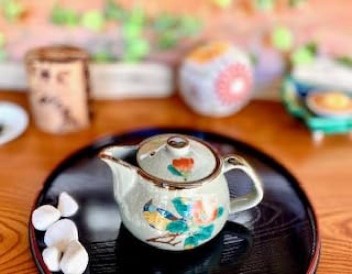 Hyakukaen Kutani Teapot, Large, Camellia and Bird Design, Ceramic, Insulated, 350ml, Single Item