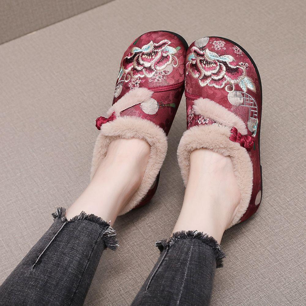 Women's Snow Boots Autumn New Plush Inner Lining Women's Cloth Shoes Retro National Style Low Heel Embroidered Boots Shoes