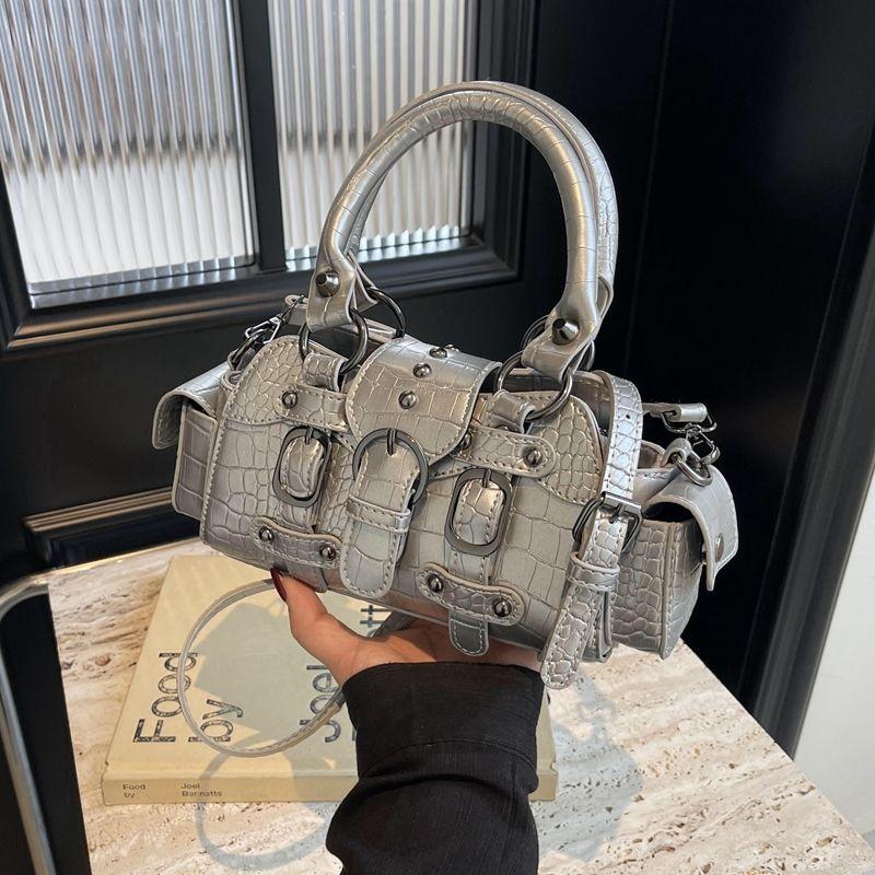 

Женская сумка через плечо, винтажная сумка из крокодиловой кожи, ретро-сумка на плечо с заклепками