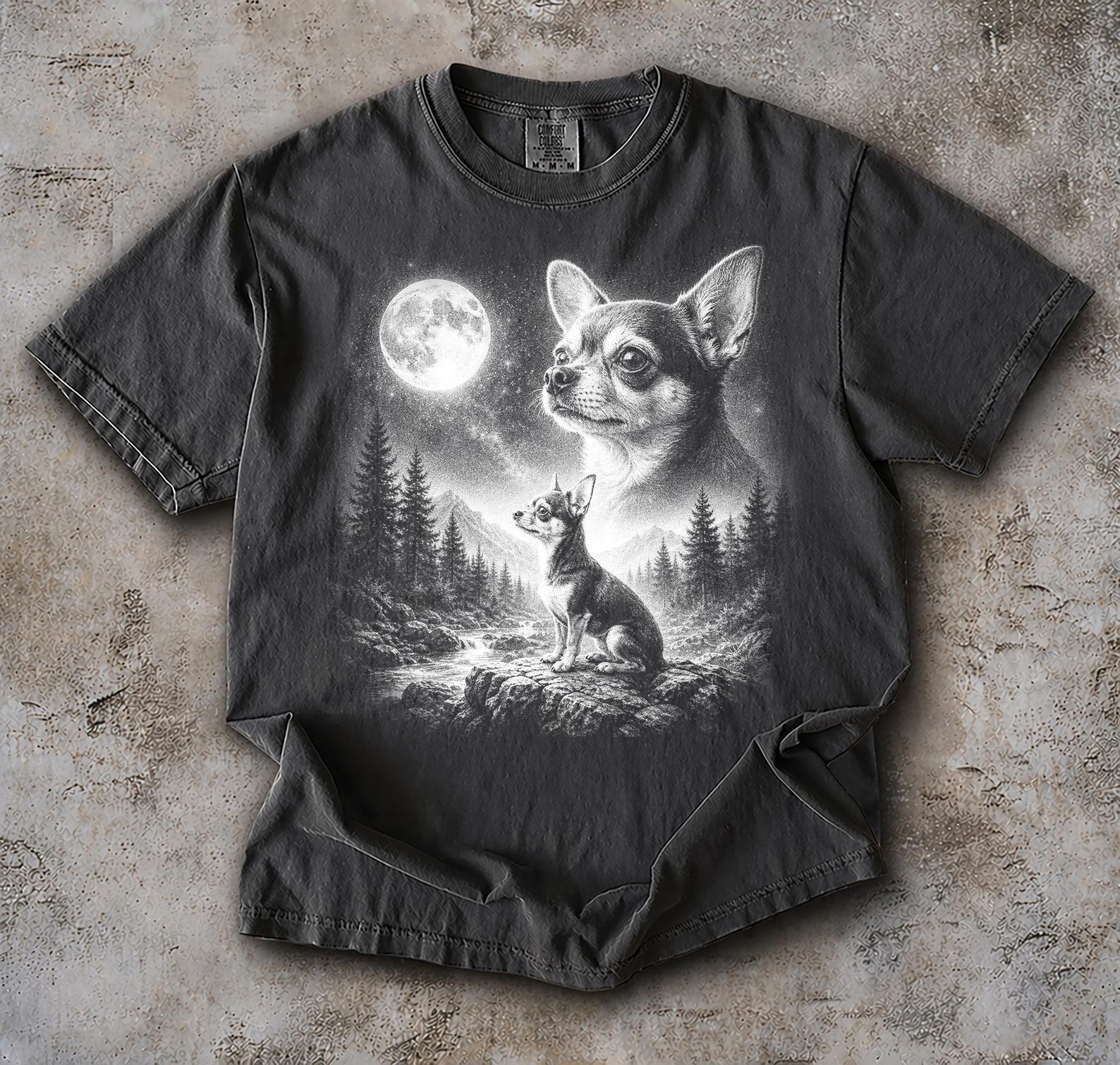 Comfort Colors Chihuahua Howling Moon Retro Graphic Tee, Dog Mom Gift, Streetwear T-Shirt S
