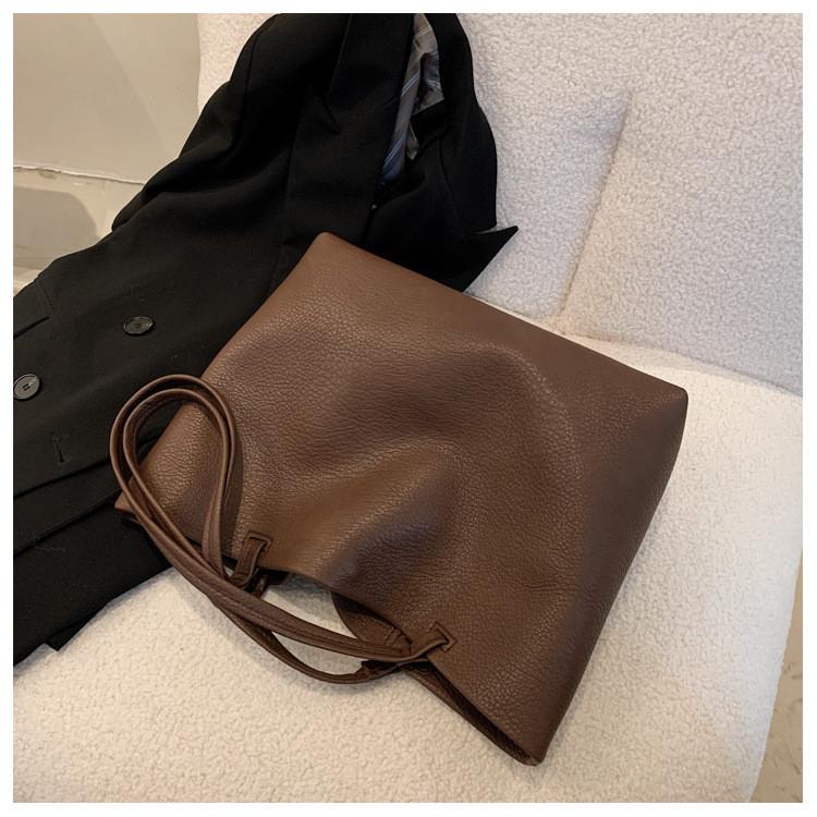 IELGY All-Match Casual Soft Leather Shoulder Bag Large Capacity Atmospheric Tote Bag