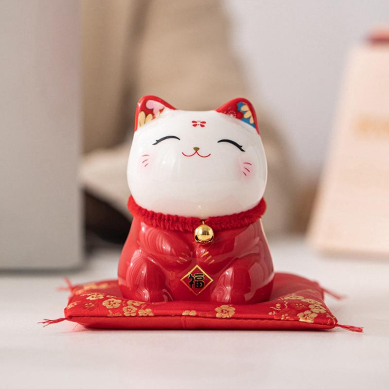 4 Inch Red Ceramic Lucky Cat Ornament Porcelain Fortune Cat Blessing Maneki Neko Desktop Decoration Figurine