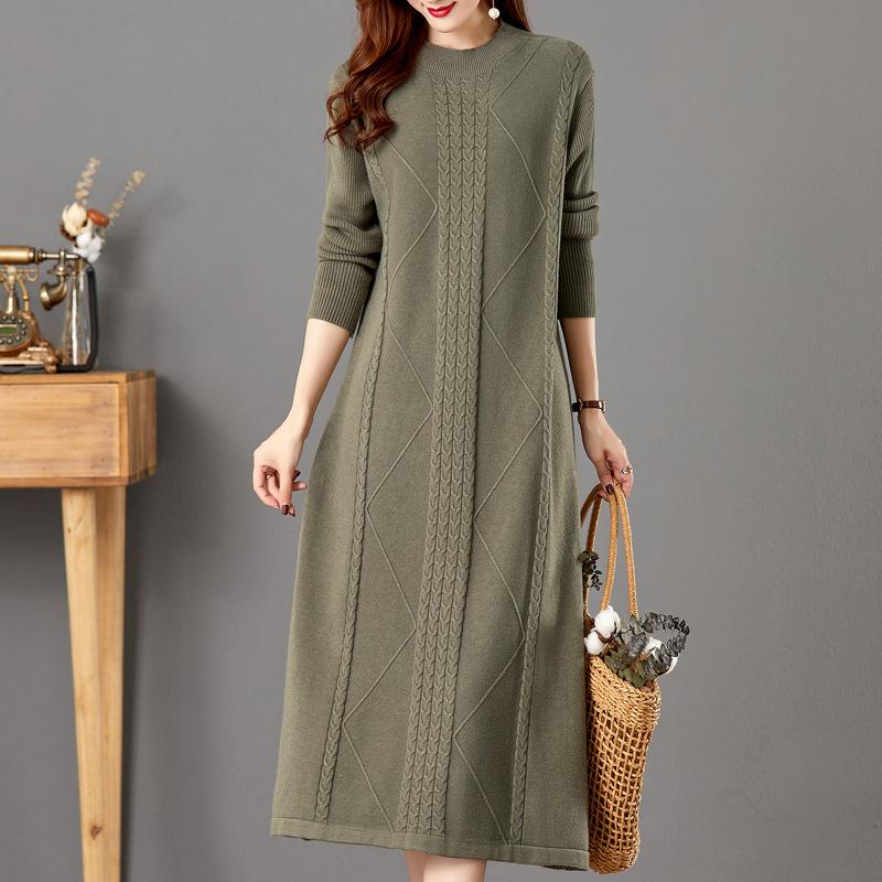 Mom autumn dress large size temperament dress long sweater mid-autumn and winter versatile loose backing skirt thick