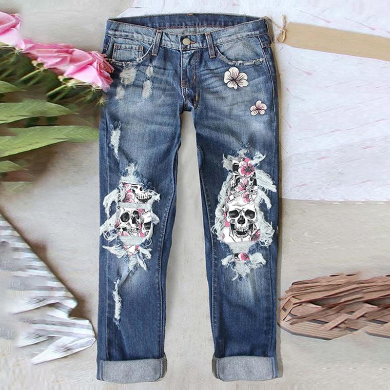 Women s Trendy Skull Ripped Jeans - European & American Style, Straight Leg, Rolled Hem, Plus Size Pants 2XL