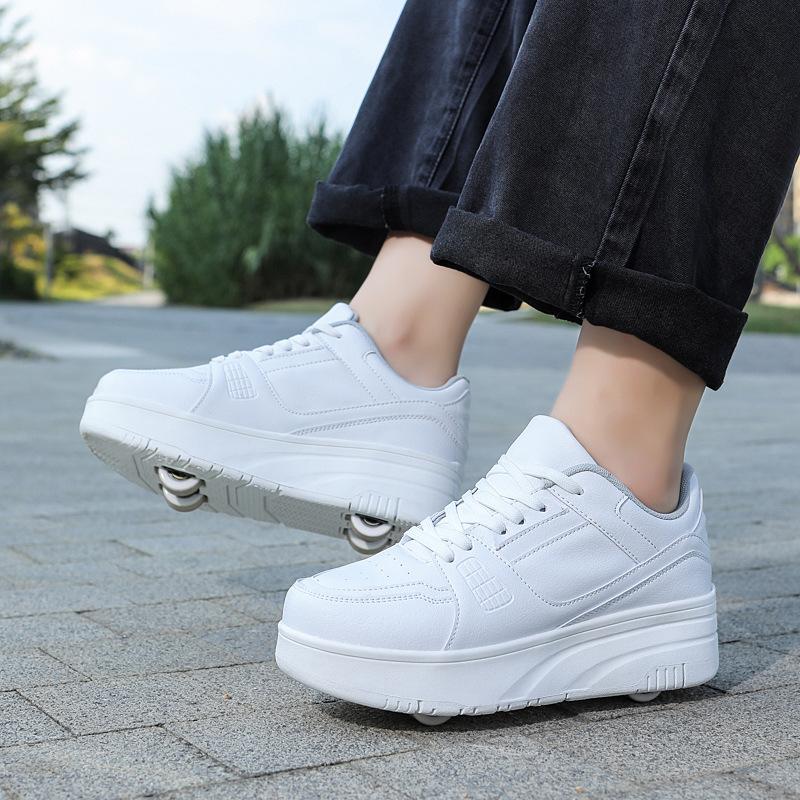Chaussures à Roues Doubles pour Adultes Garçons Chaussures à Poulies Déformées Étudiants Filles Enfants Chaussures de Glisse à Roues Nouvelles