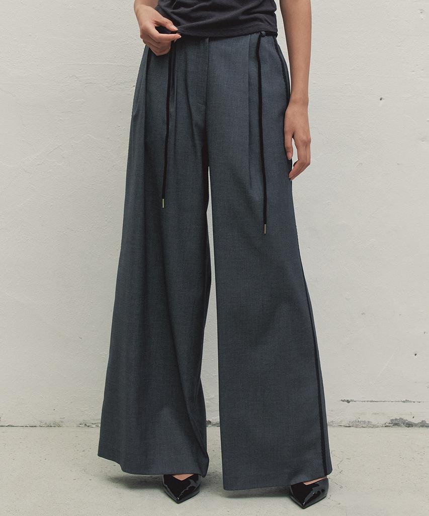 MAKE A TOAST Lace String Tuck Wide Pants Dark Grey Mbdfpa004Dg