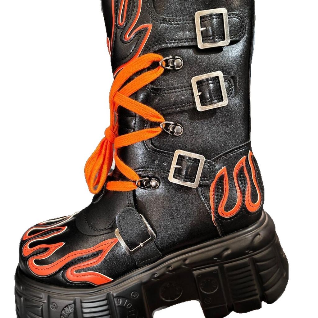Punk Rock Boots Women Gothic Platform Motorcycle Ankle Boots with Metal Buckles and Flame Design Mid Calf Streetwear Footwear
