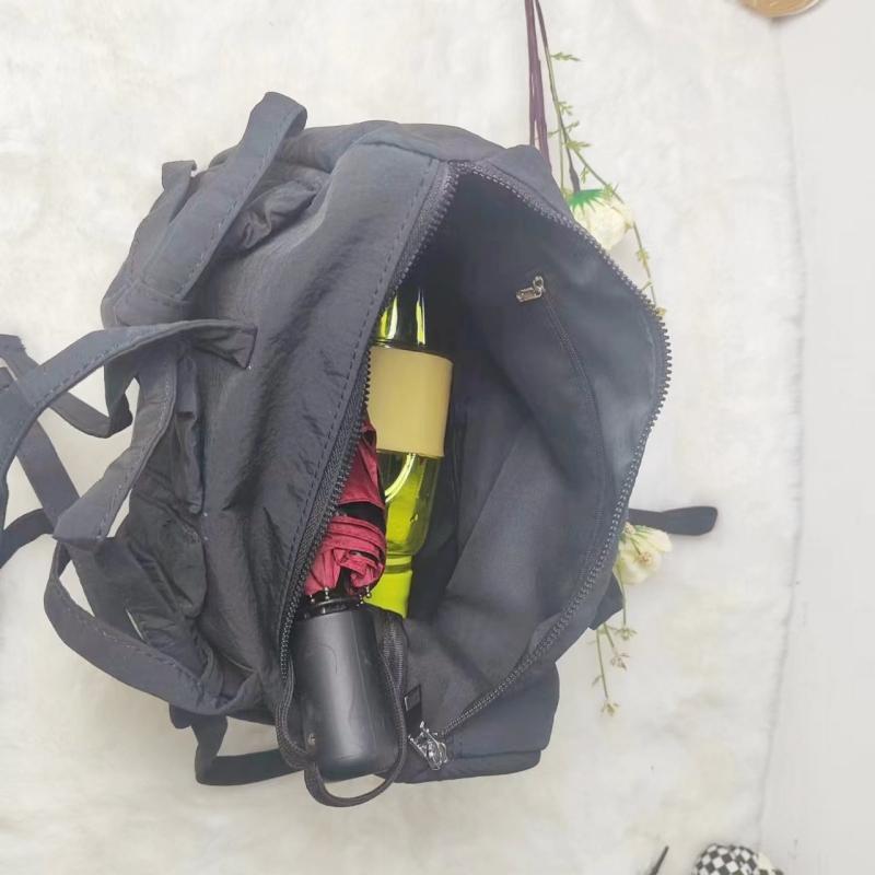 Lightweight Casual Nylon Shoulder Bag Unique Fresh Gentle Bow Design Travel Bag Solid Color Soft Large Capacity Women'S Tote Bag Quality