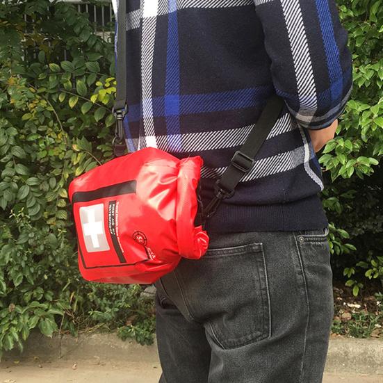 Borsa di Primo Soccorso d'Emergenza 5L Impermeabile Grande Capacità Portatile Zaino da Viaggio Campeggio Escursionismo Zaino da Trekking Arrotolabile Organizer per Essentials di Primo Soccorso Custodia di Stoccaggio