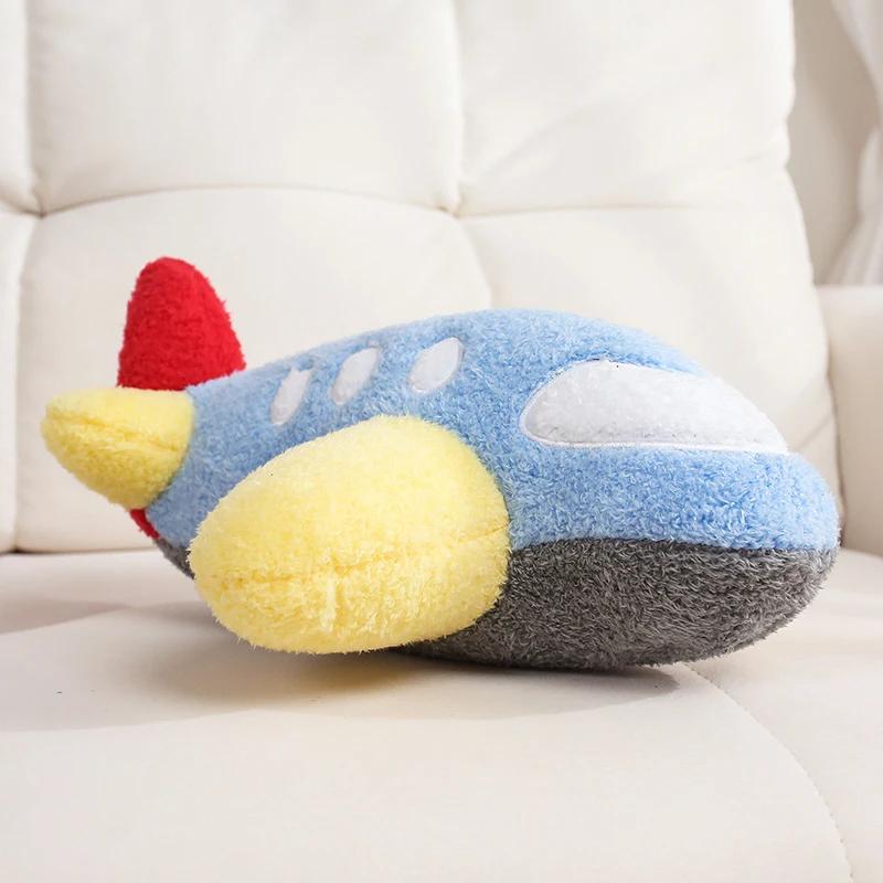 Süßes Cartoon Fahrzeug Plüschtier Weiches Flauschiges Auto Flugzeug Panzer Feuerwehrauto Kuscheltier Transportfahrzeug Kawaii Plüschtier Heimdekoration