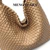 Hand-woven Fashionable Large Capacity Tote Bag - Versatile European & American Style