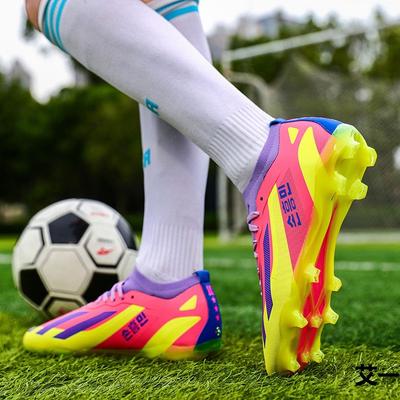 2025 New Low Football Shoes Female Students Broken Nails Long Nails Youth Sneakers