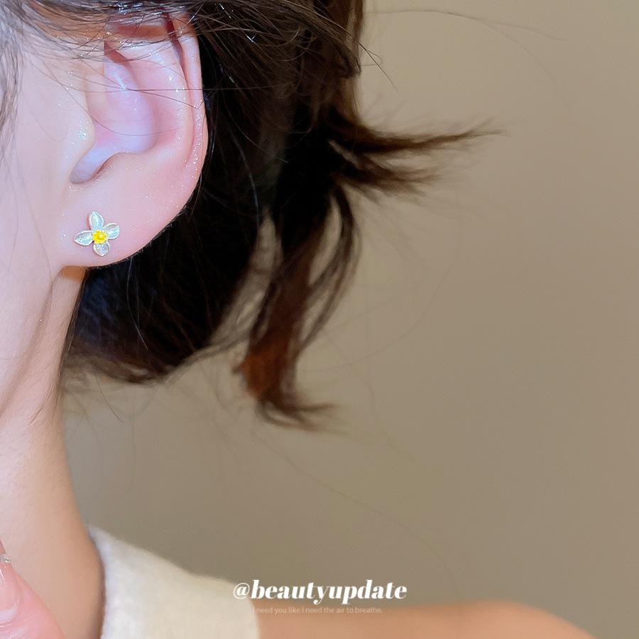 Silver needle plain silver minimalist gardenia stud earrings women ins style niche design earrings earrings light luxury