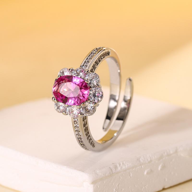 

Ювелирные изделия Медное основание с золотым покрытием Имитация красного корунда Ретро темперамент Три комплекта 8 * 10-6 * 8