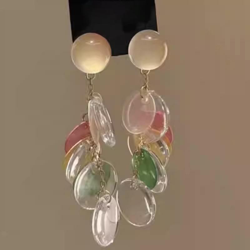 Round Shell Fringed Earrings Light Luxury High Sense Fashion Versatile Earrings Exquisite Niche Design Earrings Women