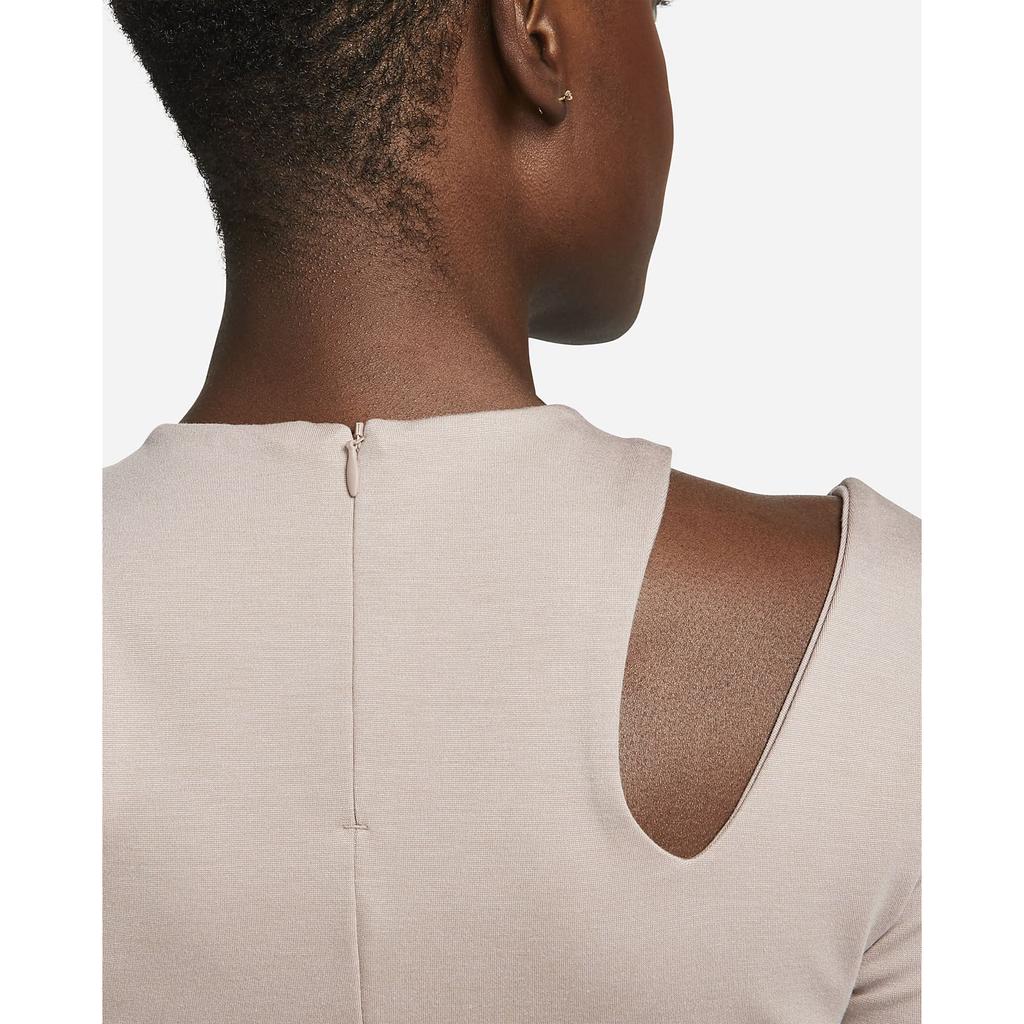 New Nike T Shirts Women's Taupe DV7963-272