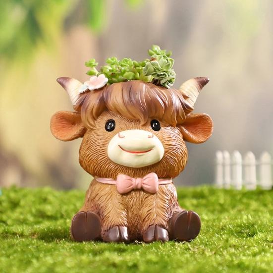 Highland Cow Planter Cute Cartoon Cattle Resin Plant Pot Rustic Animal Flower Pot with Drainage Hole for Outdoor Indoor Backyard Balcony Home Desk