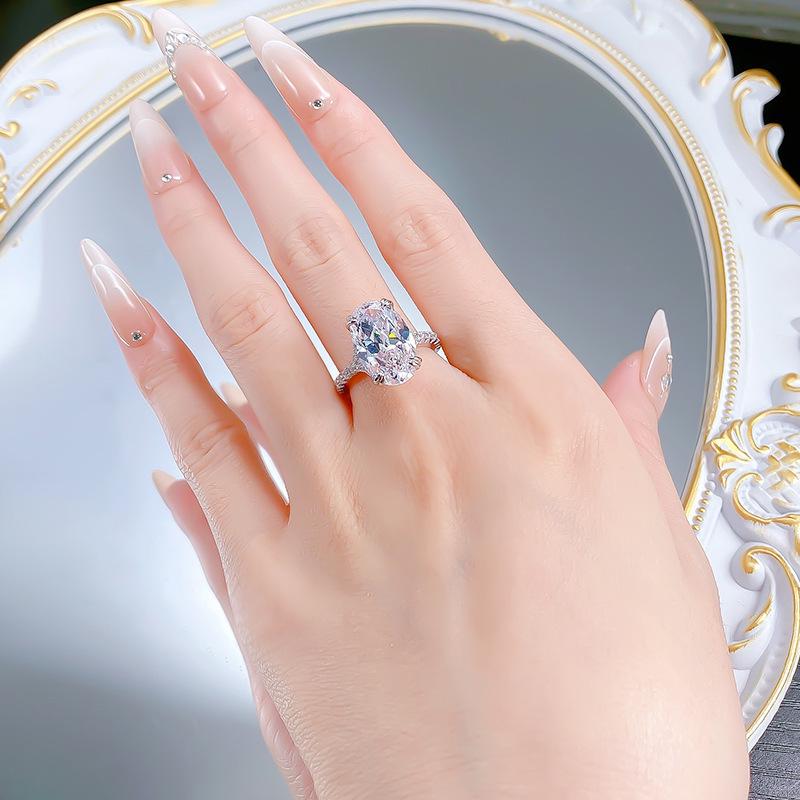 Zhuo Zhi Fan Women's S925 Sterling Silver Oval Zircon Ring 