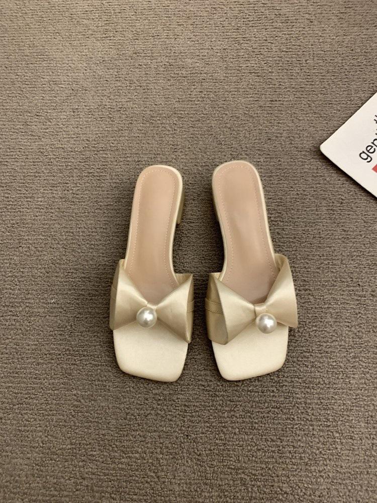 Pearl bow thick heel cool slippers women's summer wear fashion flat women's shoes one-word slippers 2025 summer new