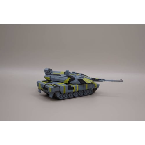 1/144 German KF-51 Main Battle Tank camouflage painted