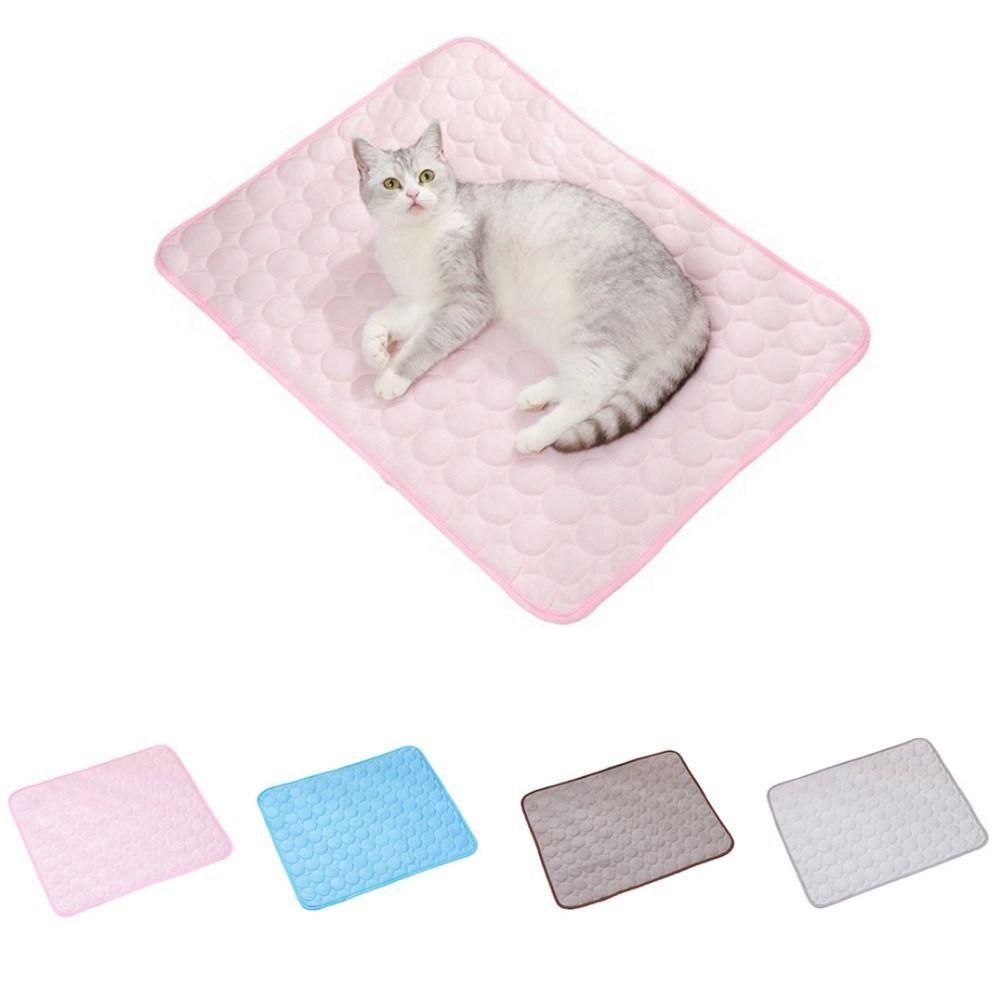 Bite Resistant Dog Cooling Ice Pad Non-Slip Pet Sleeping Pad Comfortable Dog Cooling Mat Offices