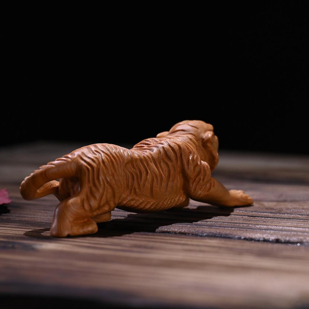 Burl Wood Carving: Fierce Tiger Ornament - Solid Wood Animal Figurine for Home or Car Decor