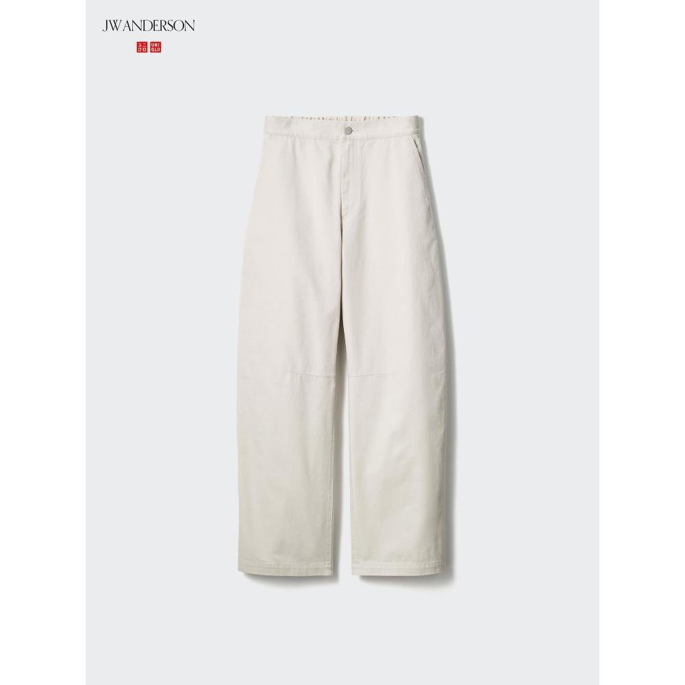 Uniqlo Curve Pants Model