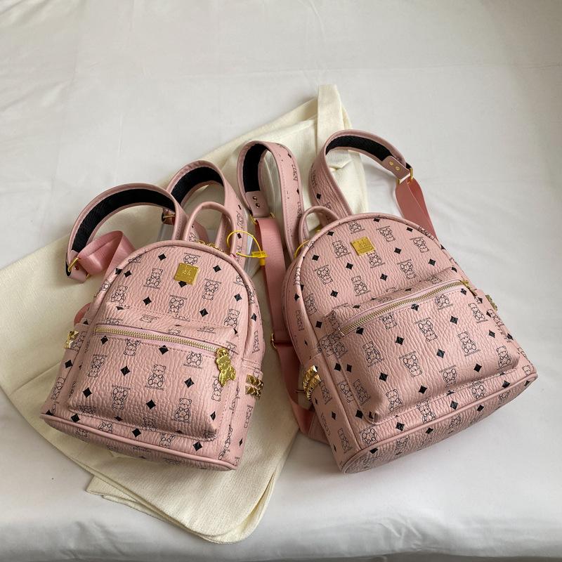 Cute bear print backpack 2025 new fashion versatile large capacity lightweight backpack handbag