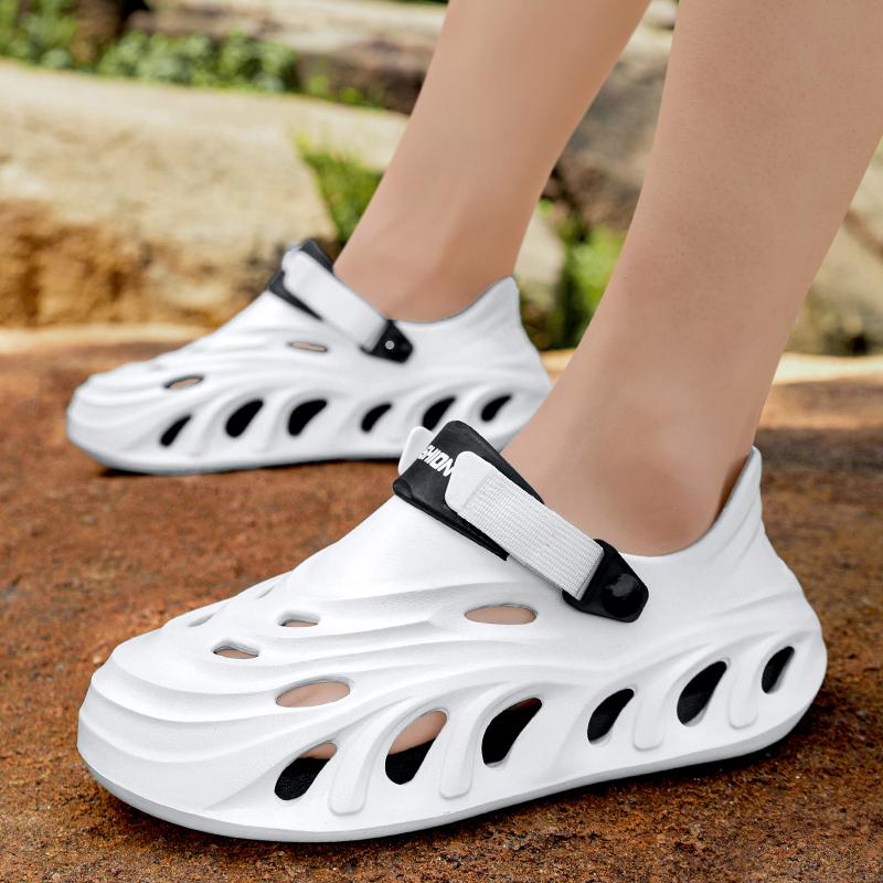 Summer Sandals for Men Breathable Massage Platform Clogs Man Comfortable Non-slip Beach Slippers Men Sandals Sneakers