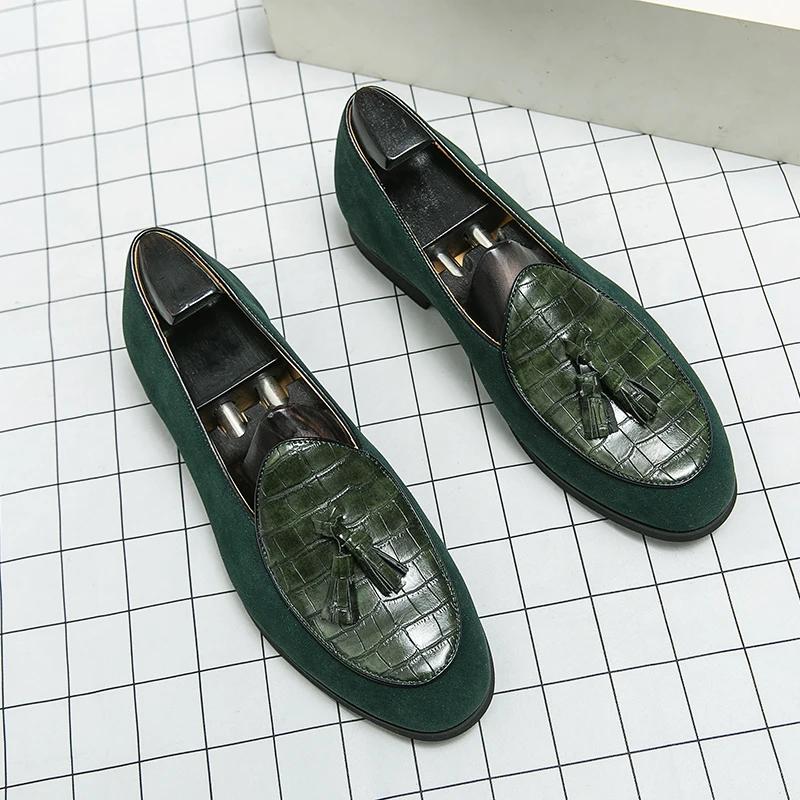 Nouveaux Mocassins Verts Tendance pour Hommes Flock Bout Rond Slip-On Glands Chaussures Formelles pour Hommes Marron Noir Taille 38-48
