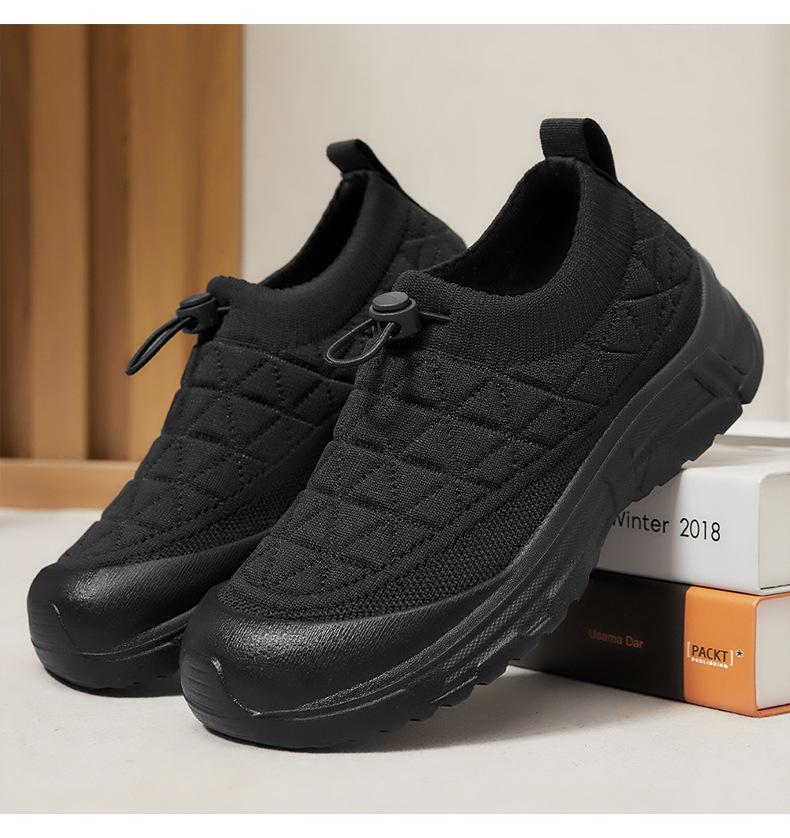 Women's Spring Soft Sole Slip-On Mom Shoes - Comfortable and Fashionable Old Beijing Style