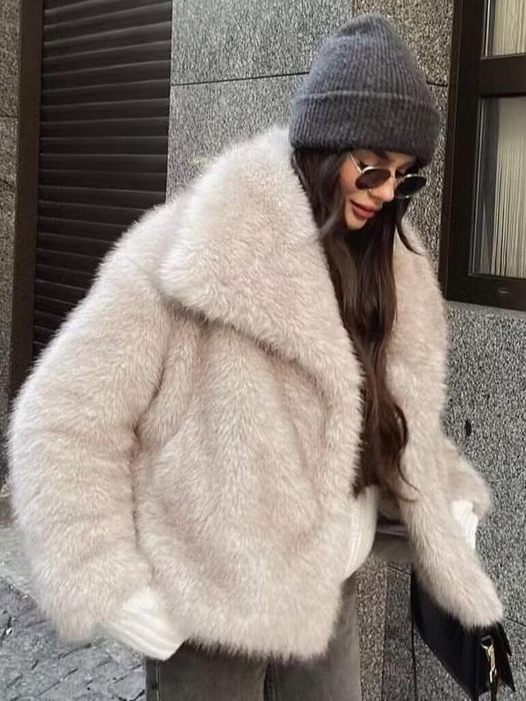 2024 Winter Celebrity Style Women's Loose Faux Fur Lapel Coat