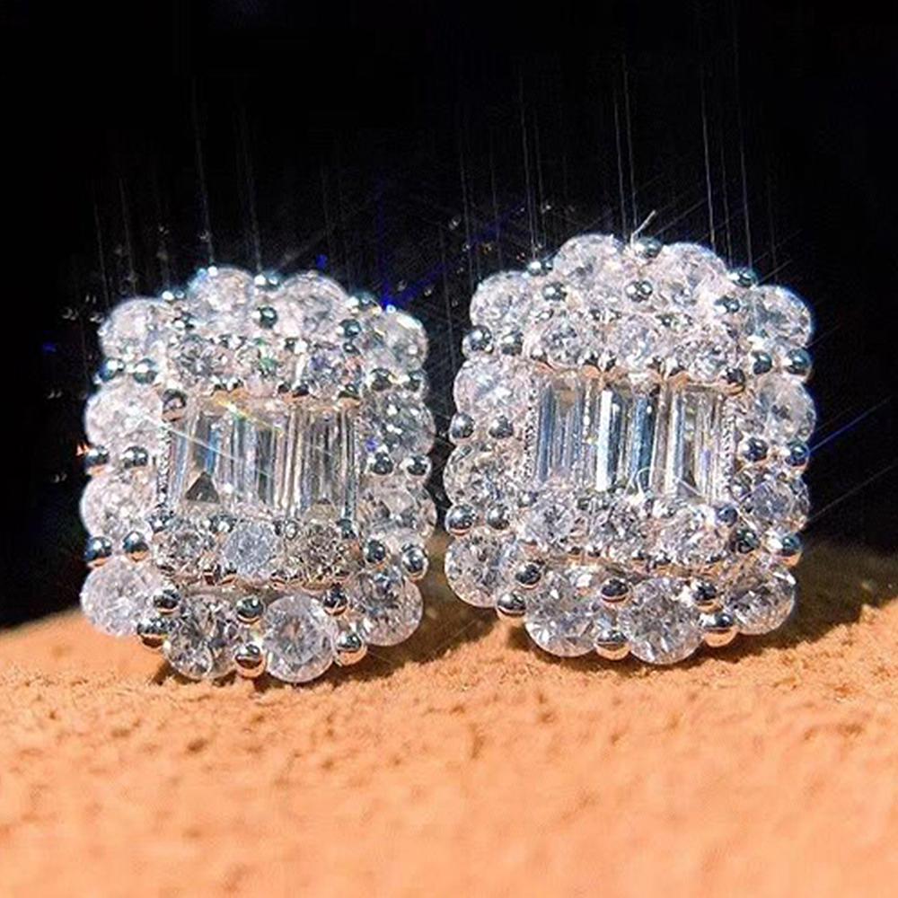 

Huitan Luxury Fashion Crystal Cubic Zirconia Stud Earrings for Women Modern 2022 Design High Quality Wedding Engagement Zircon