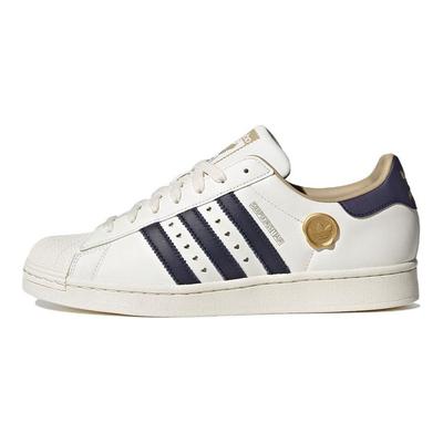 Zapatillas Superstar unisex para el día de San Valentín 2023 en color azul marino, color crema y blanco roto, color azul marino IE6977