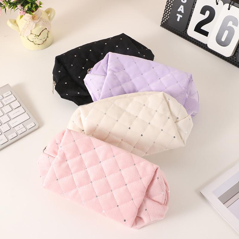 Cotton Quilted Makeup Bag With Large Capacity For Students And Girls